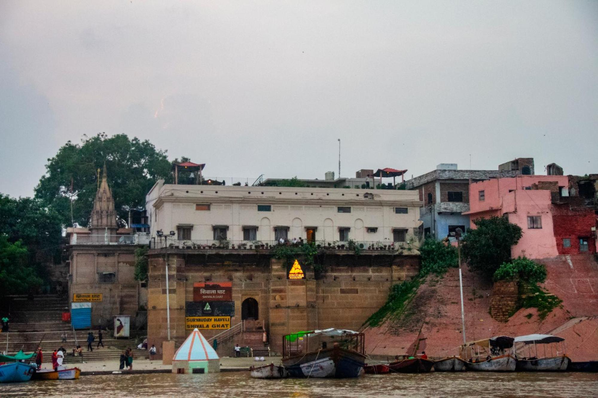 Amritara Suryauday Haveli Hotel Varanasi Ngoại thất bức ảnh