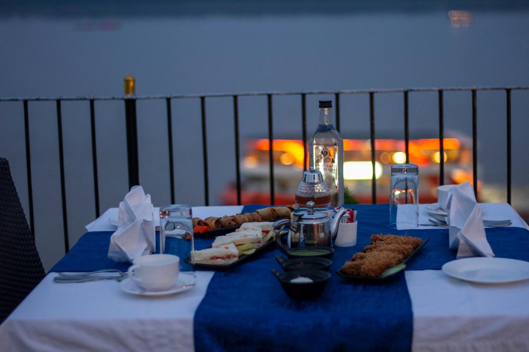 Amritara Suryauday Haveli Hotel Varanasi Ngoại thất bức ảnh