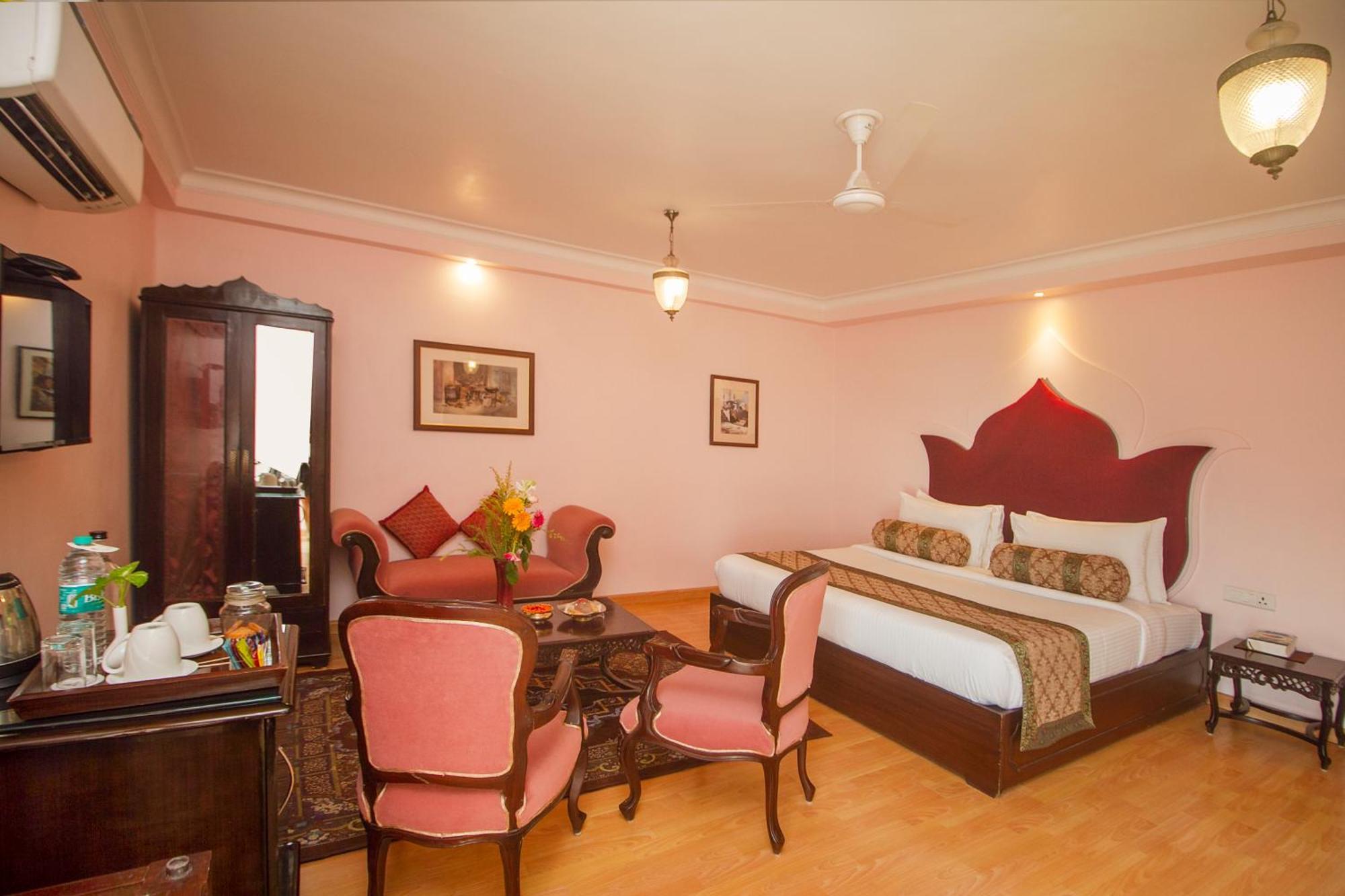 Amritara Suryauday Haveli Hotel Varanasi Ngoại thất bức ảnh