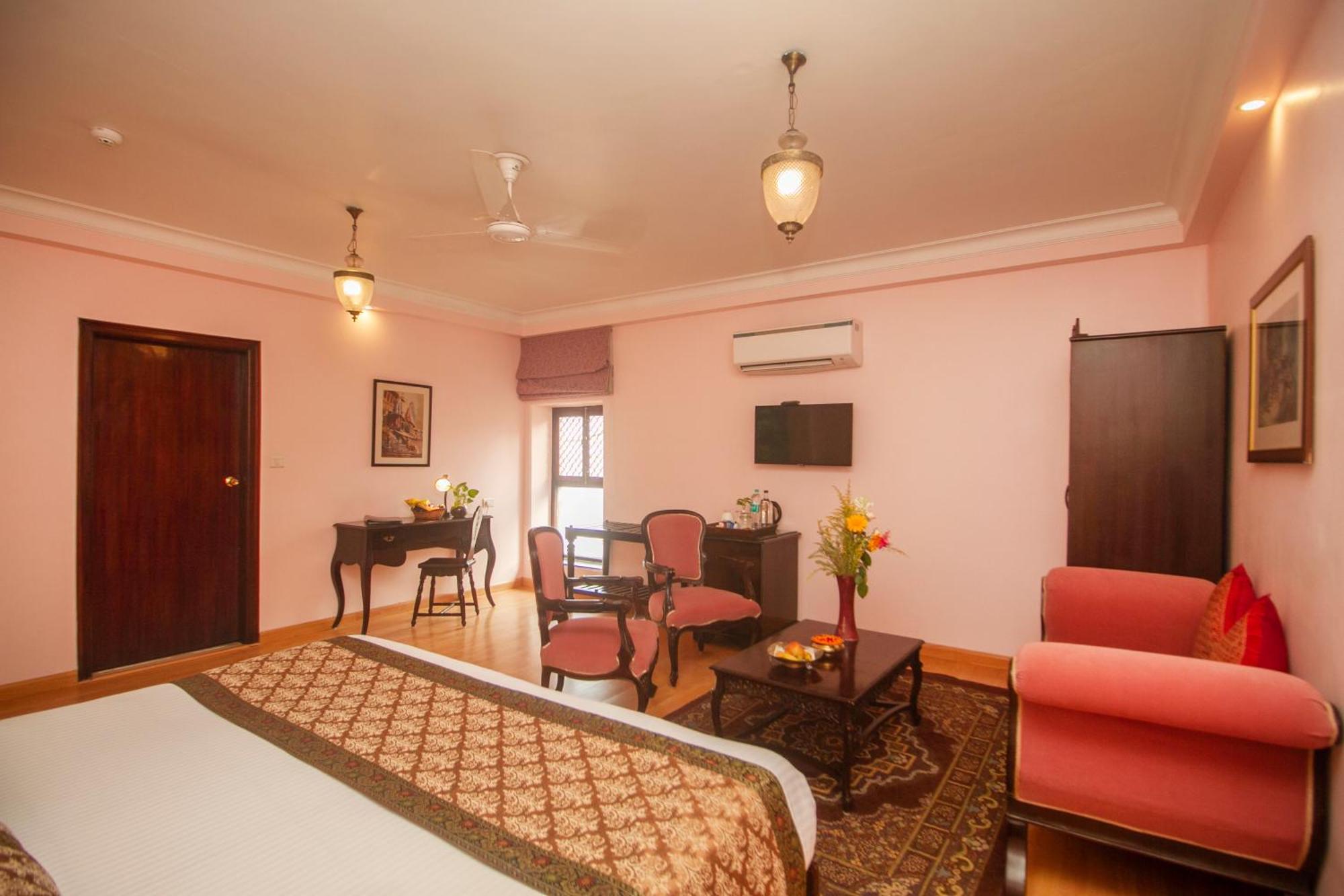 Amritara Suryauday Haveli Hotel Varanasi Ngoại thất bức ảnh