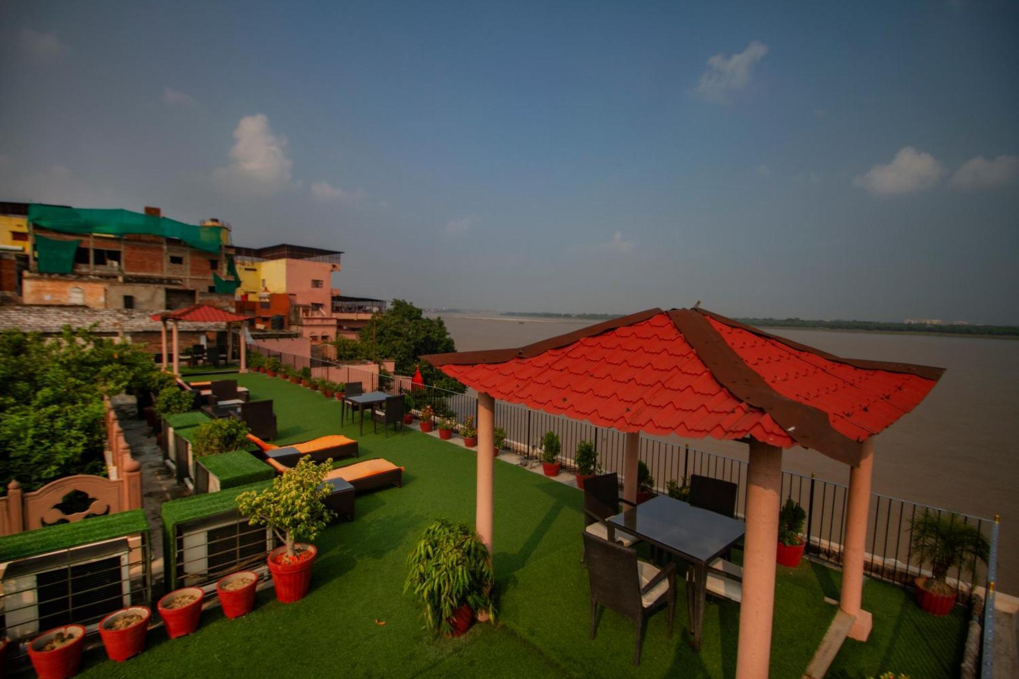 Amritara Suryauday Haveli Hotel Varanasi Ngoại thất bức ảnh