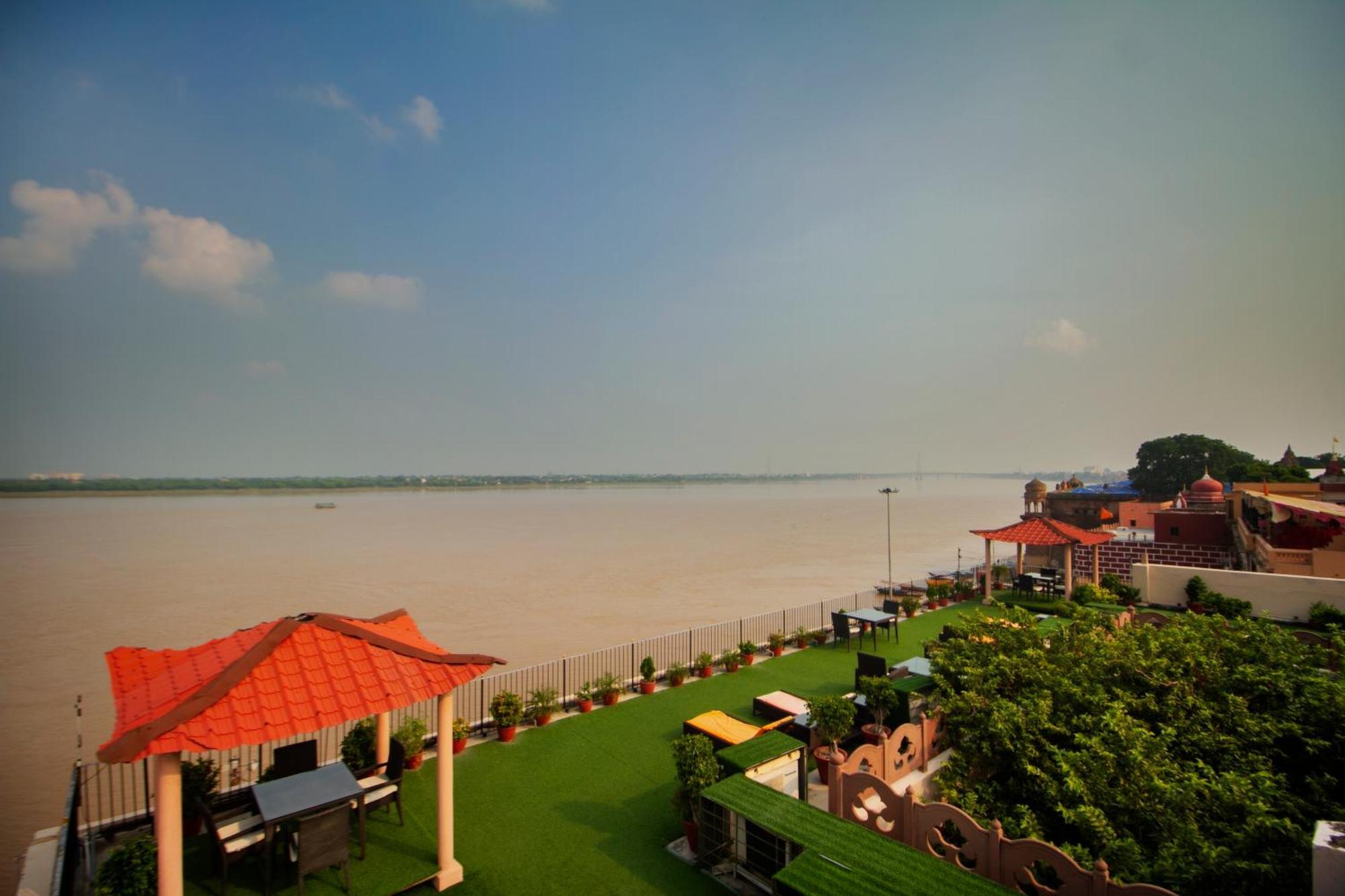 Amritara Suryauday Haveli Hotel Varanasi Ngoại thất bức ảnh