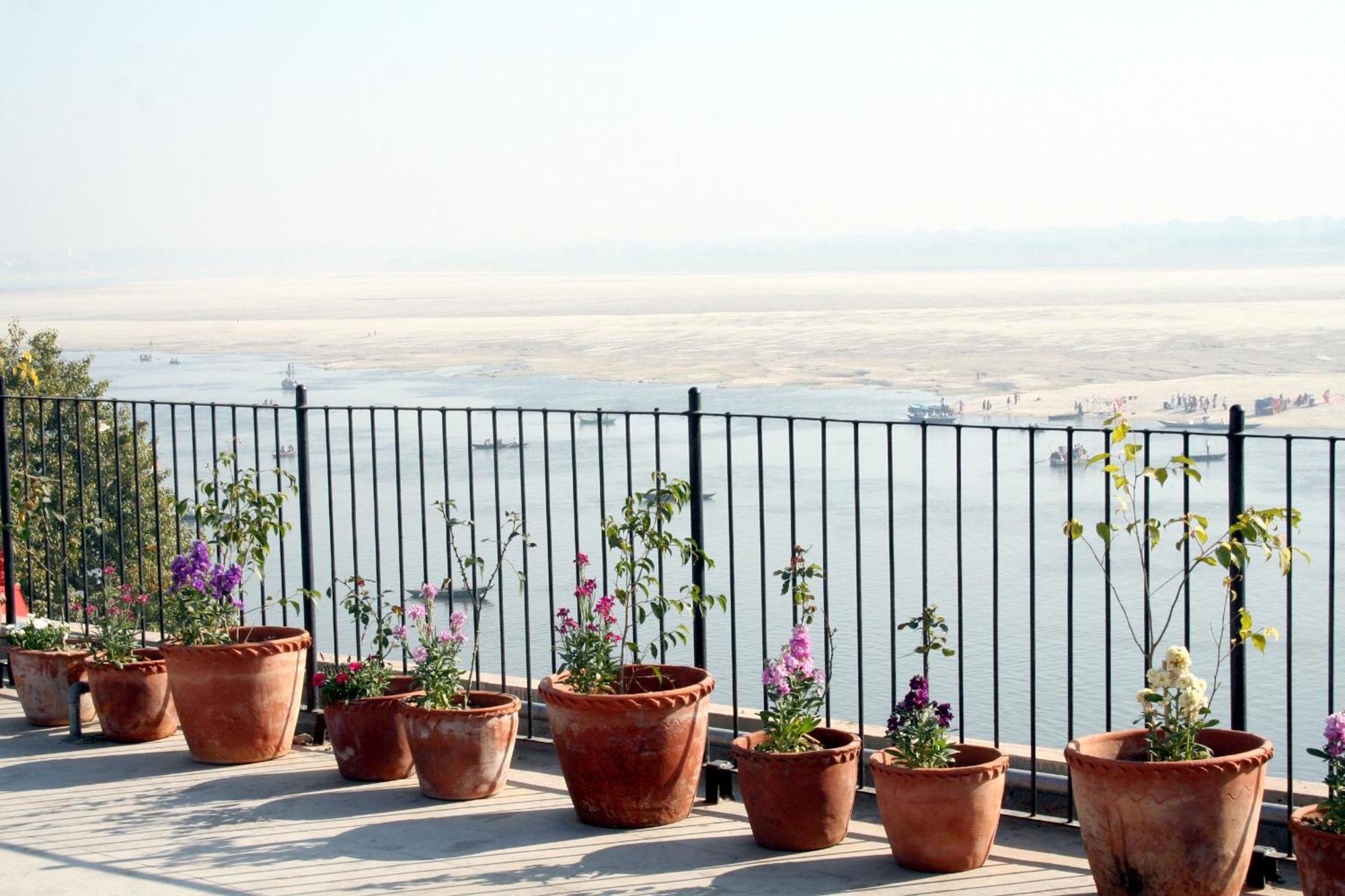 Amritara Suryauday Haveli Hotel Varanasi Ngoại thất bức ảnh